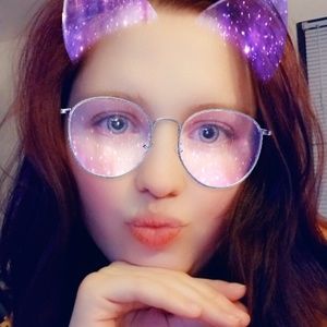 Meet your Posher, Michaela